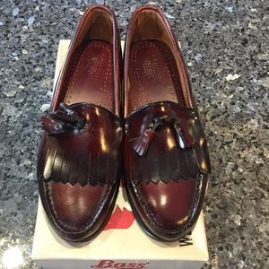 Men’s Bass Weejuns burg brush kiltie tassel 9.5